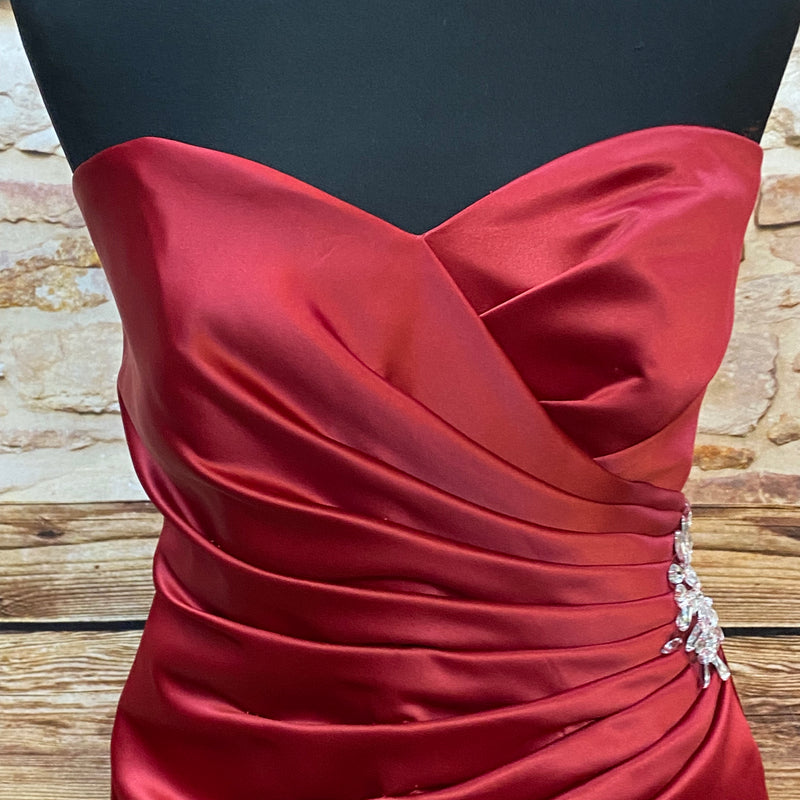 Cocktailkleid in Rot Gr.38
