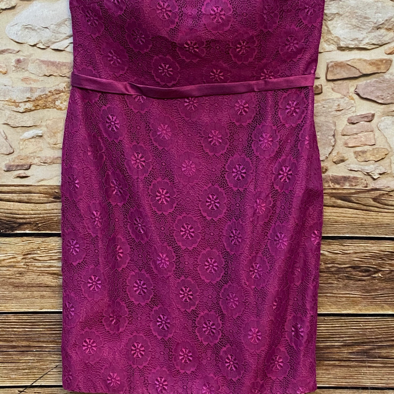 Cocktailkleid in leuchtendem Purpur Gr.48