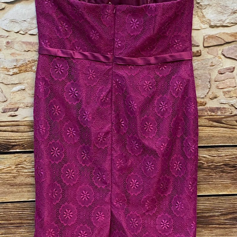 Cocktailkleid in leuchtendem Purpur Gr.48