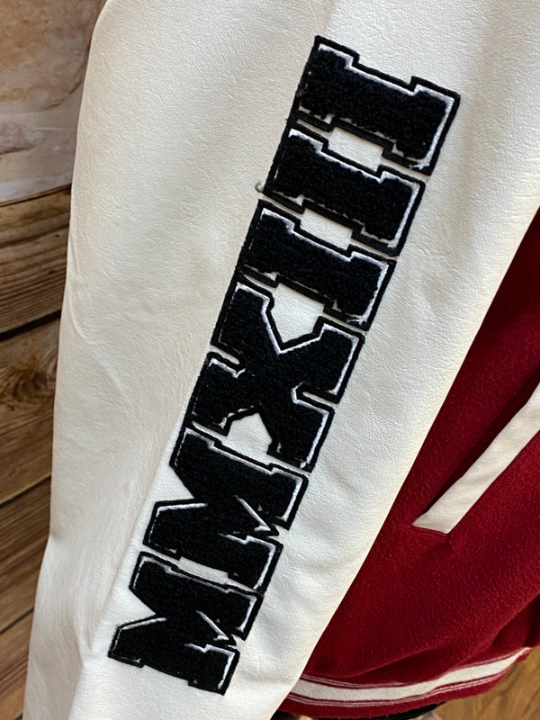 College Jacke BoohooMAN – Größe XL – Rot/Weiß