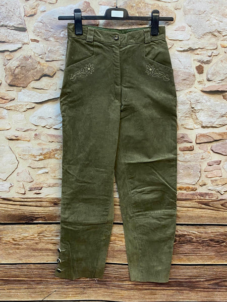 „Damen Lederhose Gr. 36 in Olivgrün aus echtem Leder mit floraler Stickerei“