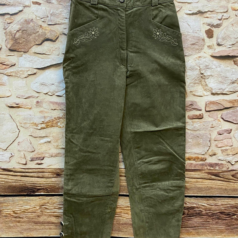„Damen Lederhose Gr. 36 in Olivgrün aus echtem Leder mit floraler Stickerei“