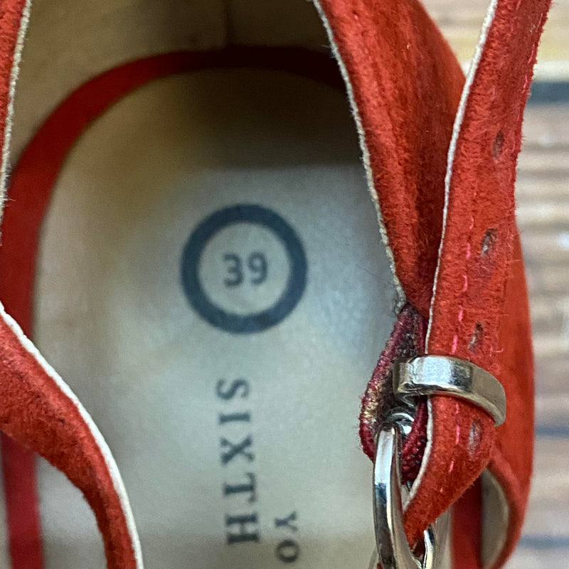 Elegante T-Steg-Pumps in Rot – Größe 39