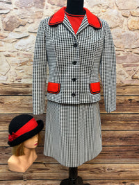 Exklusives Vintage Kleid mit Jacke aus den 70er Jahren – Ein Unikat für Oldtimer-Events