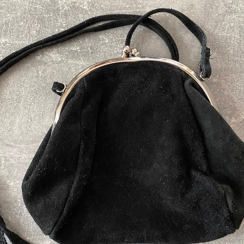 Vintage Trachten-Handtasche Schwarz mit Edelweiß-Herz