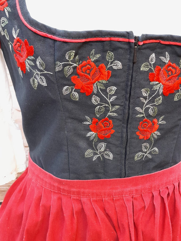 Vintage Dirndl schwarz rot - bestickt, Gr.42, Ansicht 2