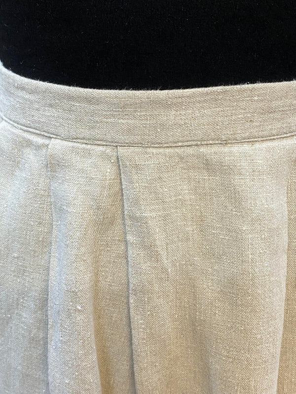Vintage Dirndlschürze – naturfarbenes Leinen mit Spitze