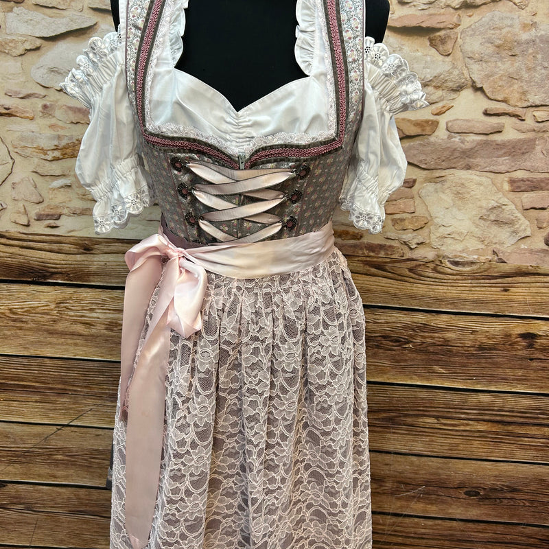 Zauberhaftes Stoiber Dirndl in Rosa und Grau – EU Größe 38