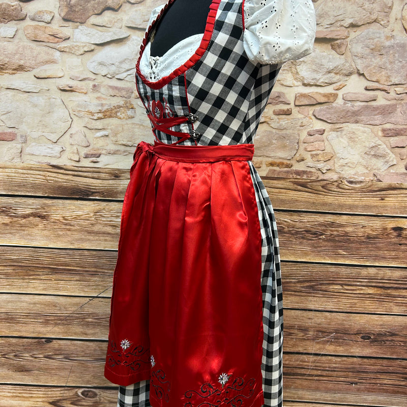 Dirndl in Rot und Schwarz – EU Größe 34