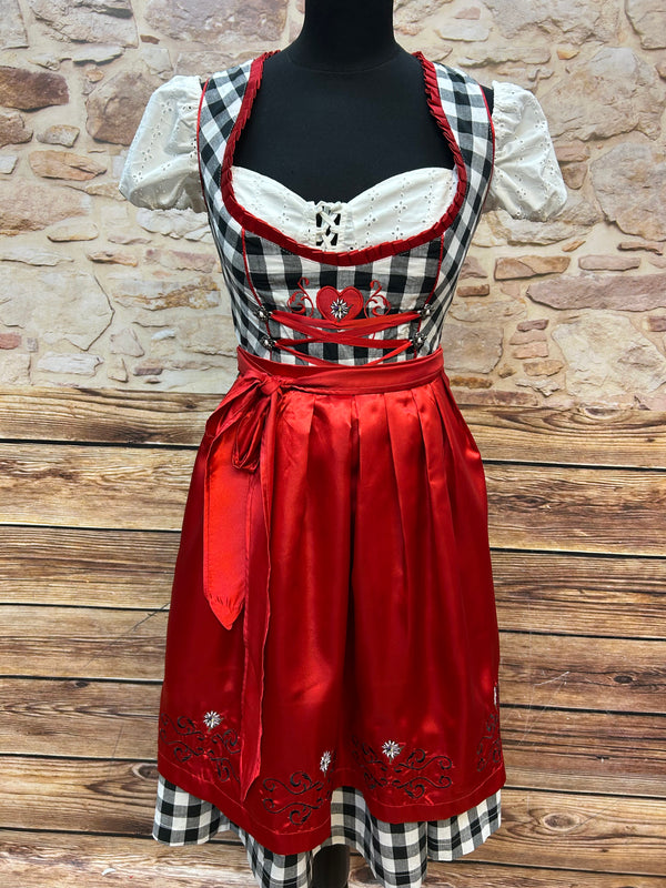 Dirndl in Rot und Schwarz – EU Größe 34