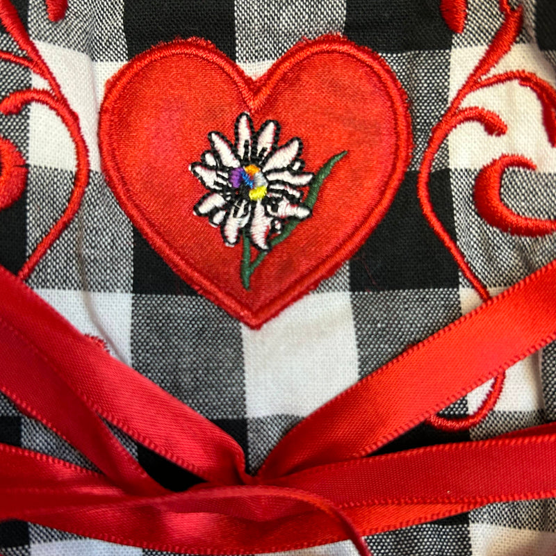 Dirndl in Rot und Schwarz – EU Größe 34