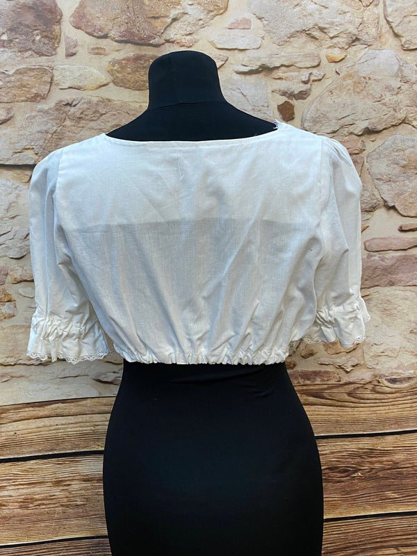 Vintage Dirndlbluse mit Spitze – Gr. 36