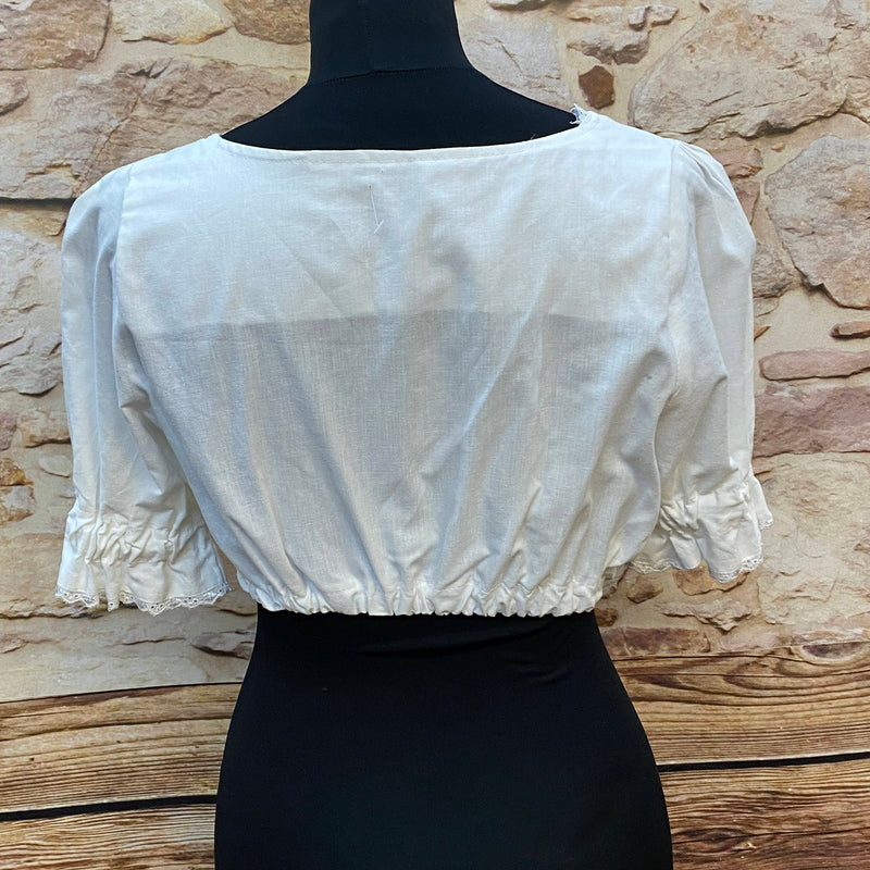 Vintage Dirndlbluse mit Spitze – Gr. 36