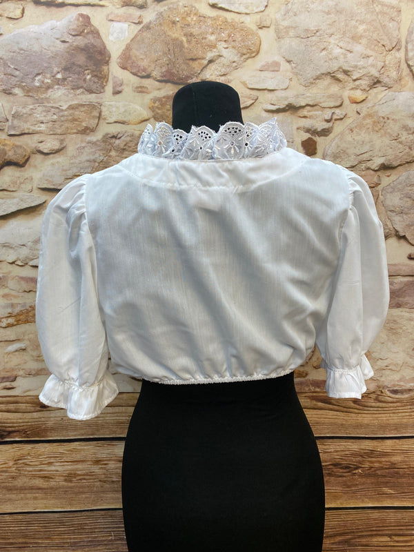 Vintage Dirndlbluse mit Rüschenkragen – Gr. 38