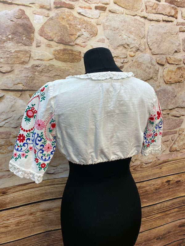 Vintage Dirndlbluse mit bunter Blumenstickerei – Gr. 36