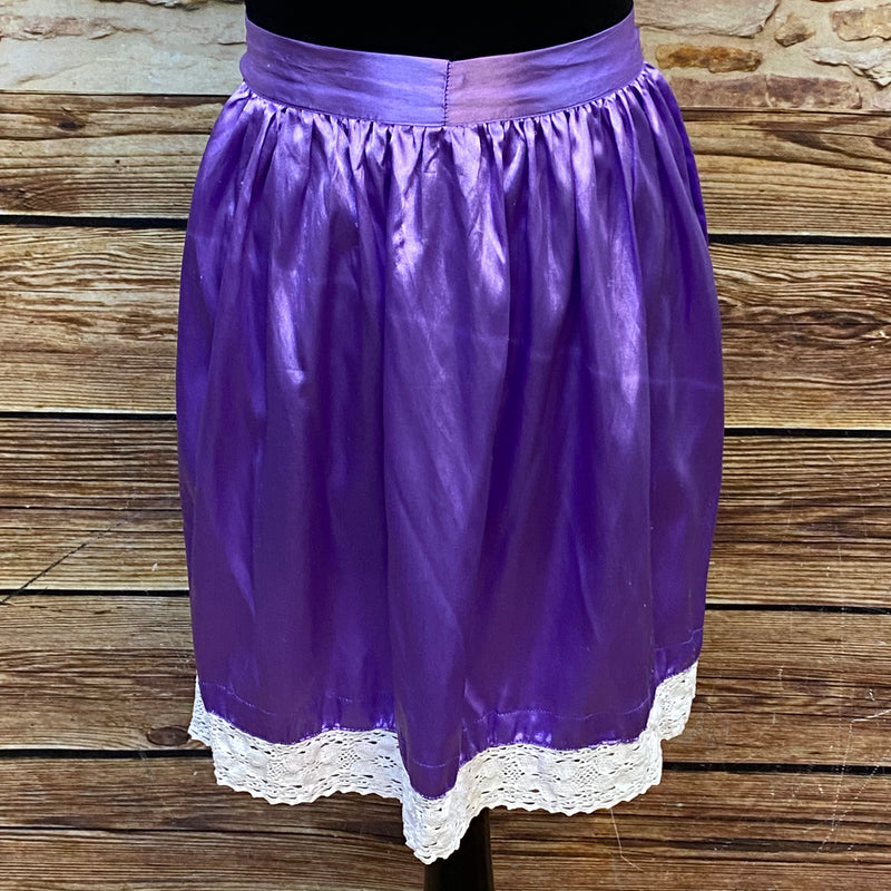 Kurze Dirndl-Schürze in Lila Gr.34