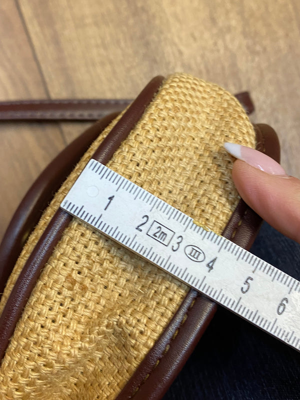 Kleine Dirndl-Handtasche in Natur Vintage