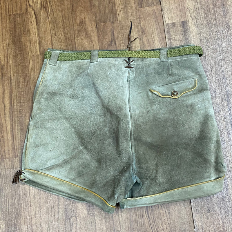 Kurze Trachten Lederhose Pfadfinder Vintage mit braunen Eichenlaub  Gr.54