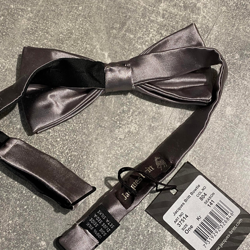 Jacques Britt – Elegante Satin-Fliege in Grau (verstellbar, neu)