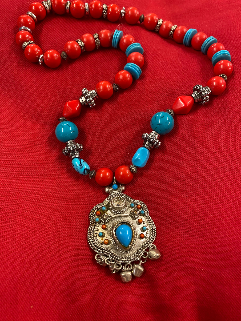 Ethno Halskette Türkis rot blau Metall Schmuck Kette Anhänger