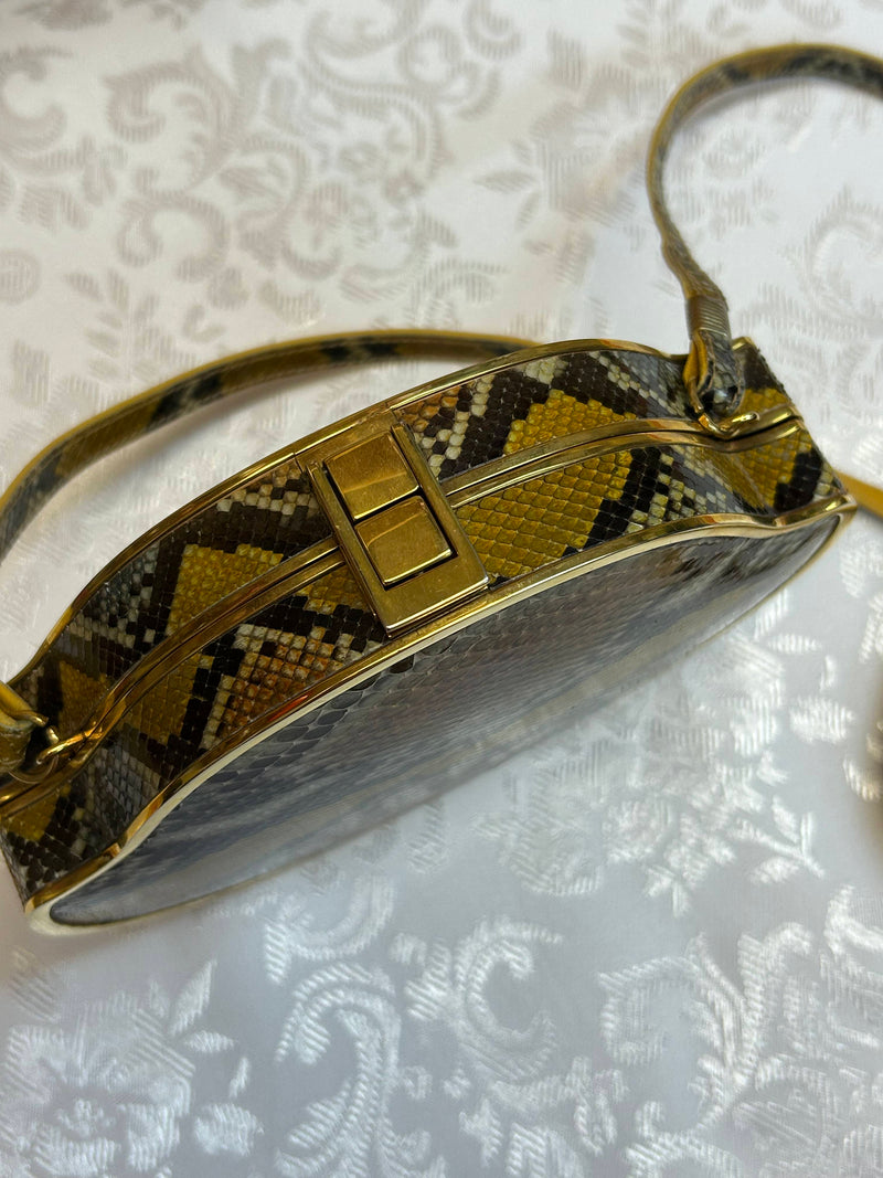 Vintage Python‐Clutch mit goldenen Beschlägen
