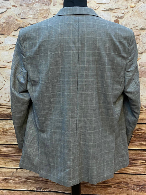 „Rückansicht eines grauen Herren Sakkos von Daniel Hechter“