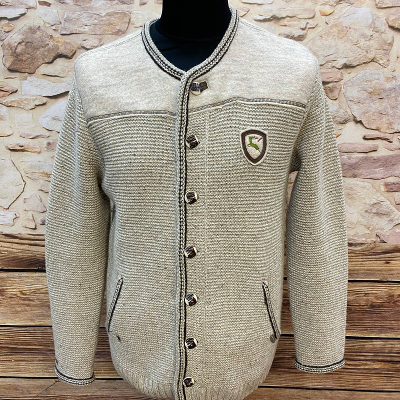 „Herren Trachtenstrickjacke grau meliert Janker Stil Spieth und Wensky Vorderansicht“