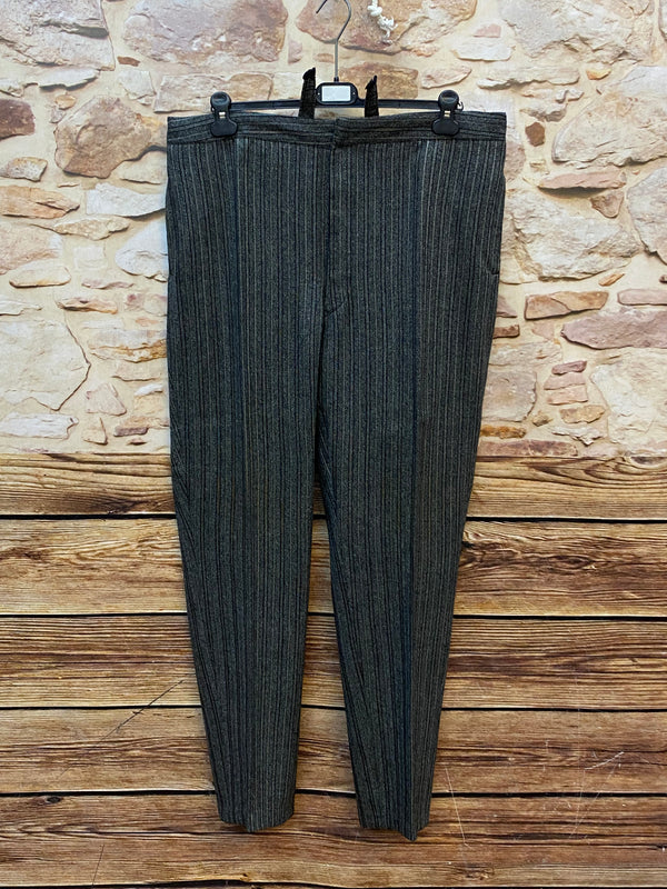Stresemann Hose grau-schwarz gestreift Bundweite 100 cm, Gr.54