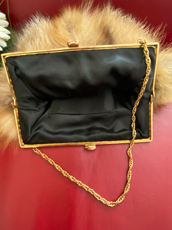 Handgefertigte Abendtasche aus Fuchsfell – Einzigartiger Vintage-Stil