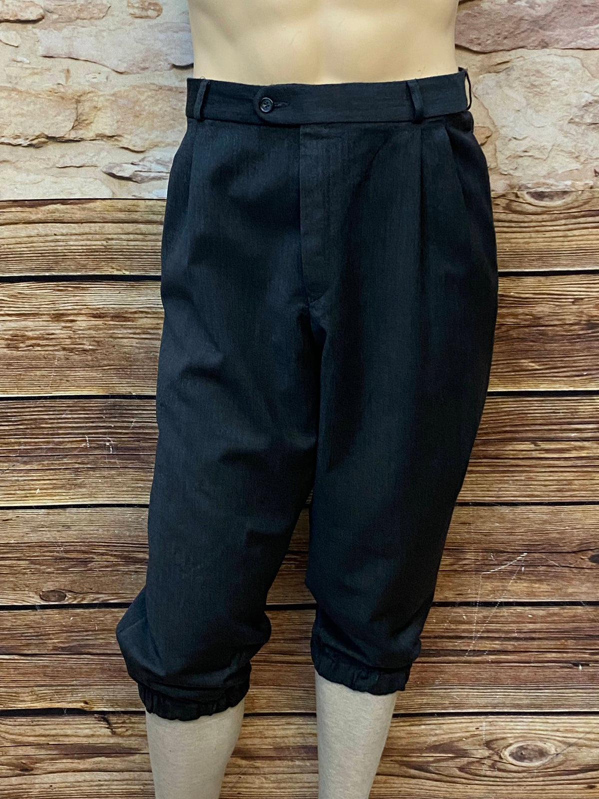 Schwarze Knickerbockerhose im 20er-Jahre-Stil ca.Gr.56