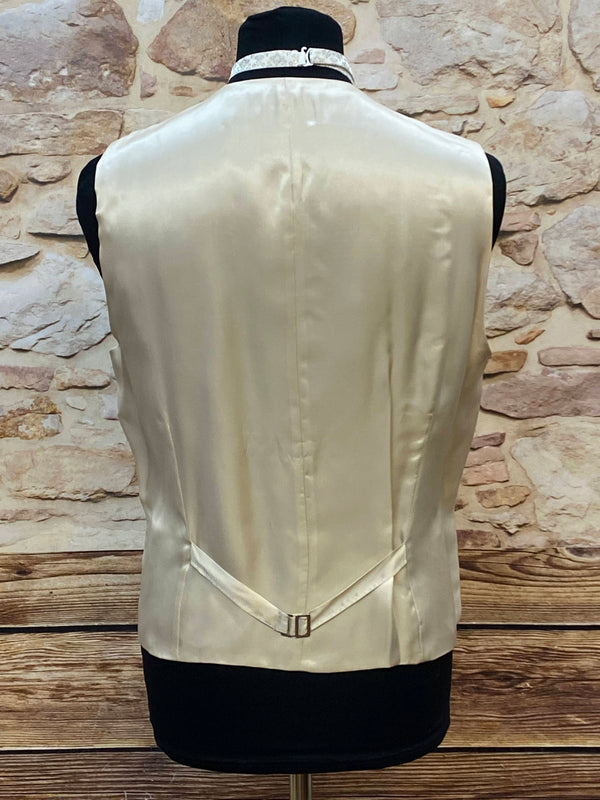 Elegante Tziacco Herrenweste in Größe 54