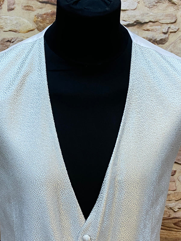 Exklusives 3-teiliges Hochzeitswesten-Set von Wilvorst in Elfenbein, Größe 58