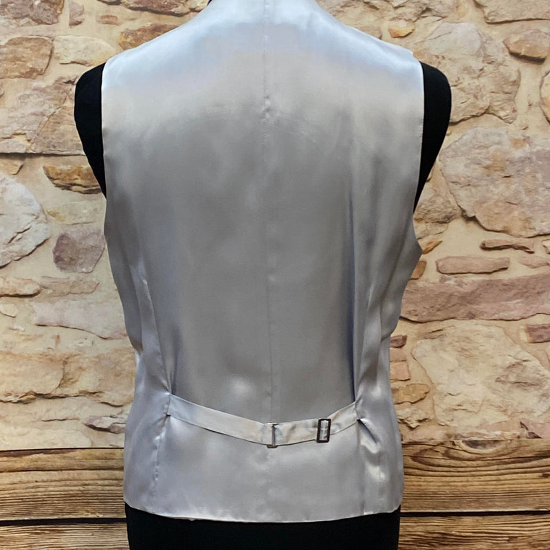 Elegante Hochzeitsweste in Elfenbein mit Plastron, Größe 54 von Wilvorst