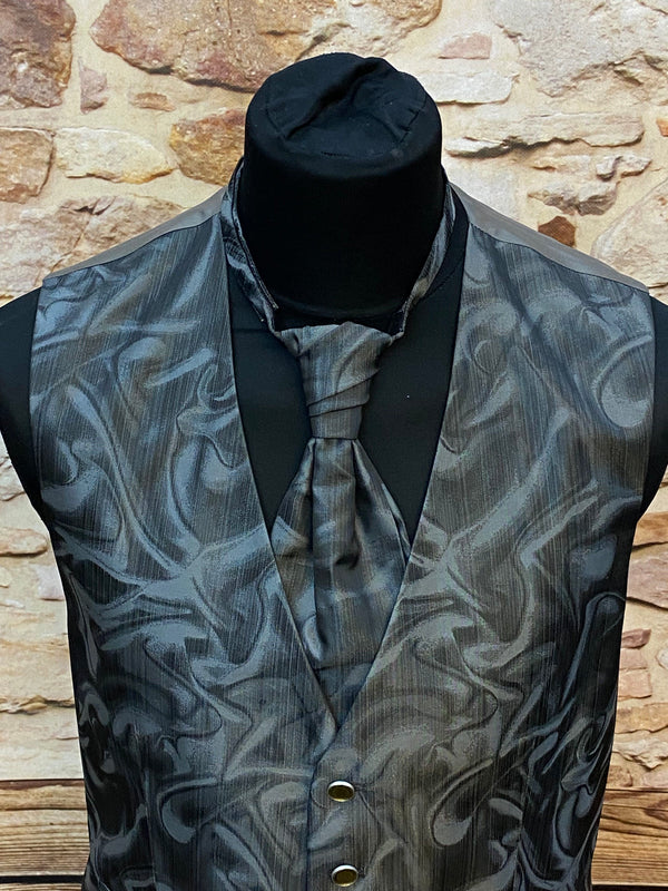 Exquisite Herrenweste in Marmorgrau mit Plastron von Wilvorst, Größe 50