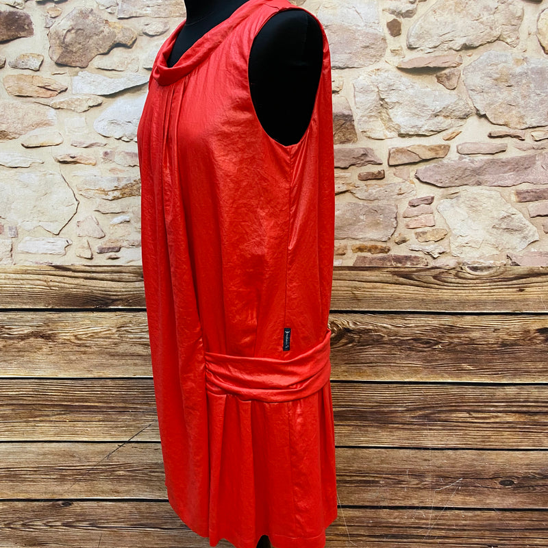 Rotes Drop‑Waist Kleid von Armani Jeans – Gr. 44