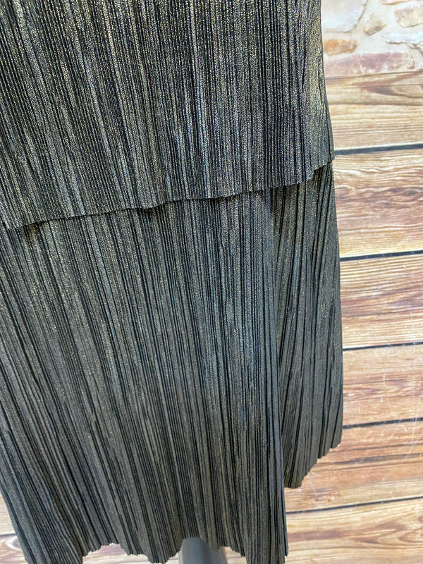 Gold‑schwarzes Metallic‑Plissé‑Kleid von Bréal – Gr. 42