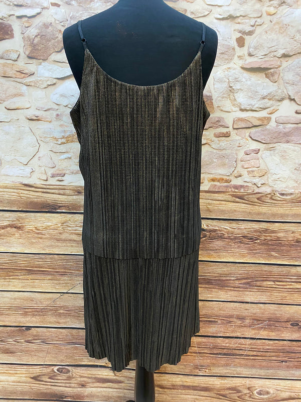 Gold‑schwarzes Metallic‑Plissé‑Kleid von Bréal – Gr. 42