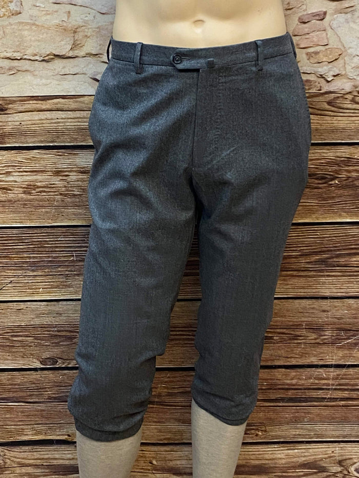 Graue Knickerbocker aus 100 % Schurwolle, Größe 54, 1920er-Stil