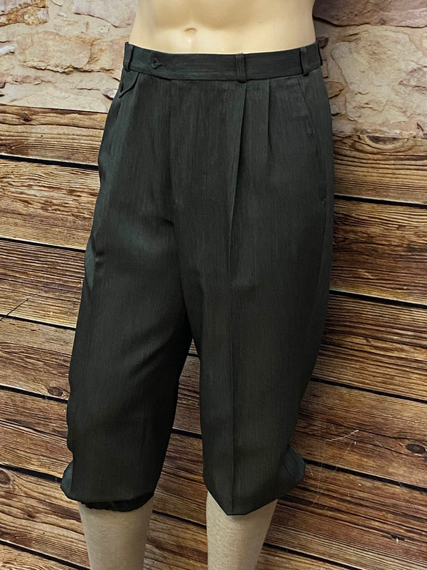 Graugrüne Knickerbocker Hose – Ein Hauch von 20er Jahre Eleganz