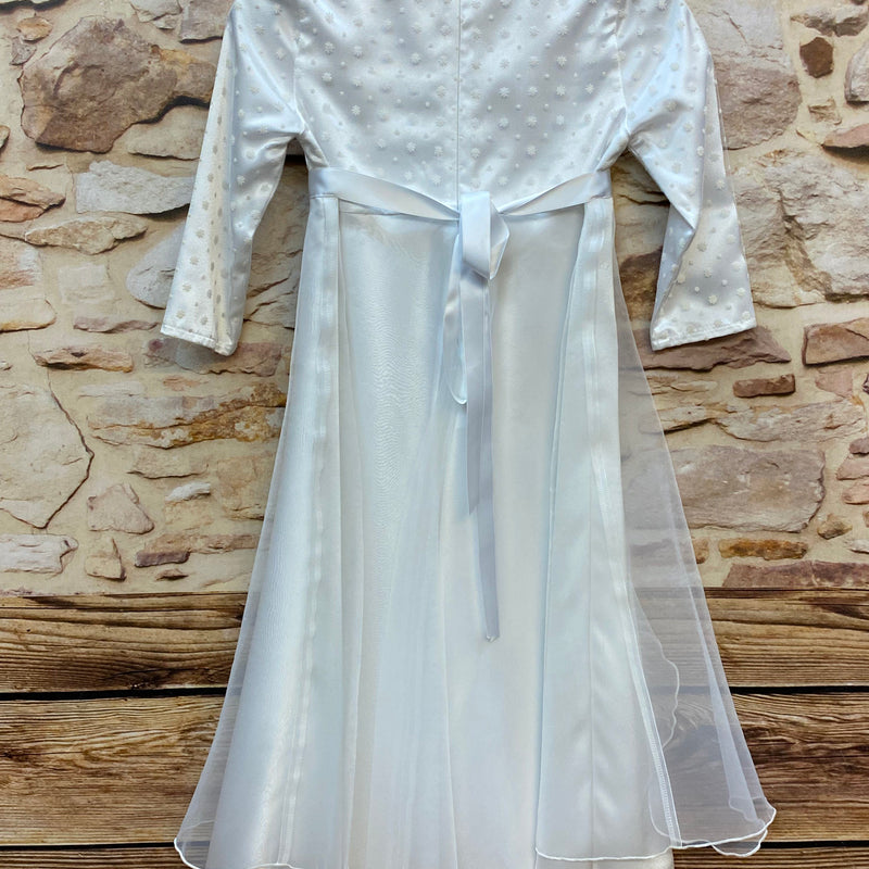 Ungetragenes Mädchenkleid in Weiß mit zartem Tupfen-Tüll – Gr. 128