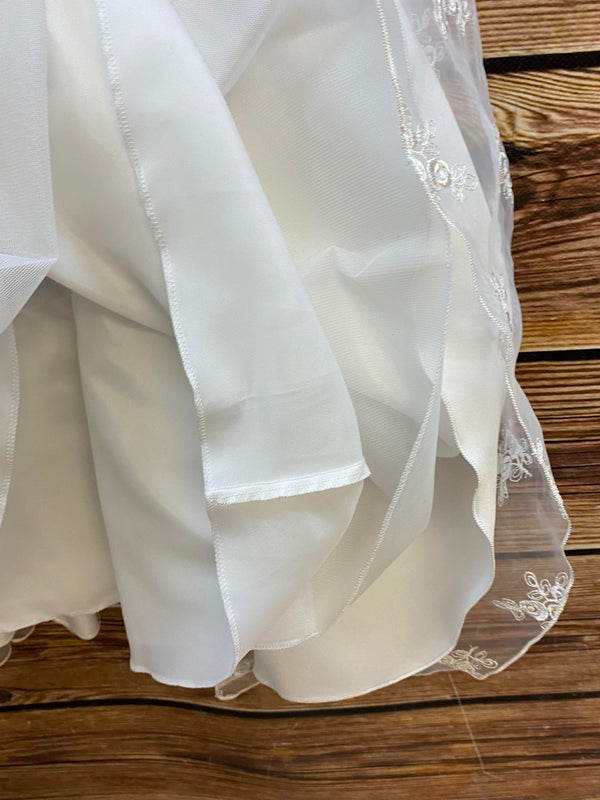 Kommunionkleid weiß mit floraler Stickerei – Gr. 146