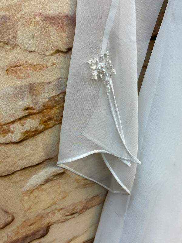 Blumenmädchen Kleid Weiß – Gr. 128 | Chiffon & Stickerei