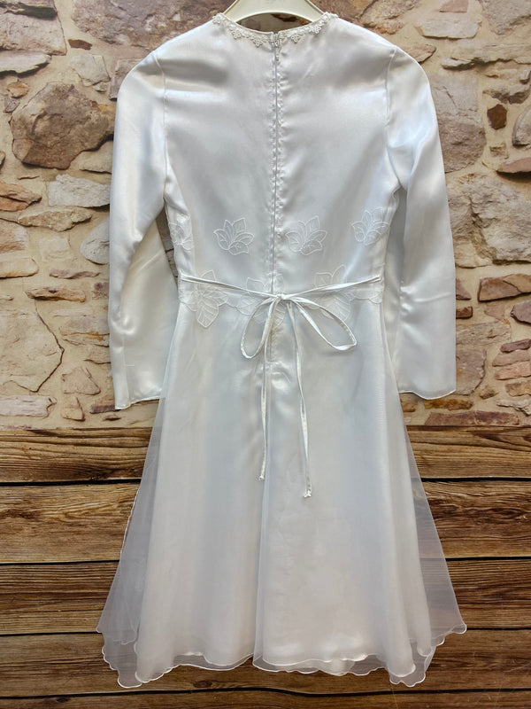 Kommunionkleid weiß mit floraler Stickerei – Gr. 152
