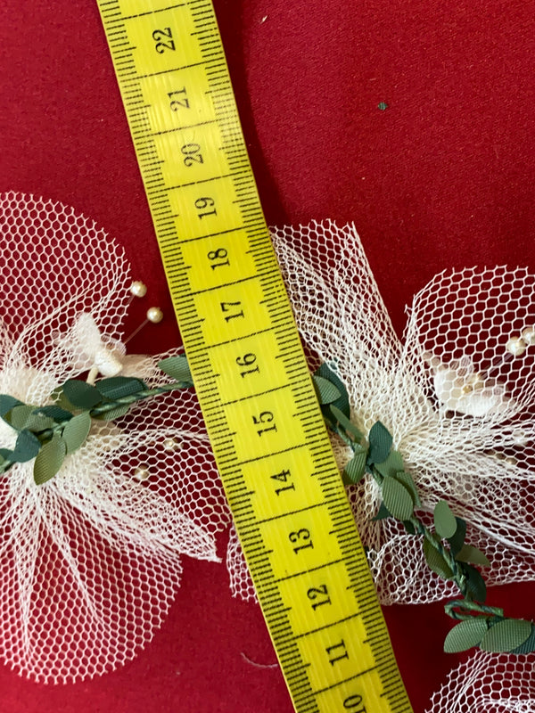 Kommunion Haarschmuck mit Tüll & Blüten – Haarreif weiß grün Mädchen, Ansicht 3