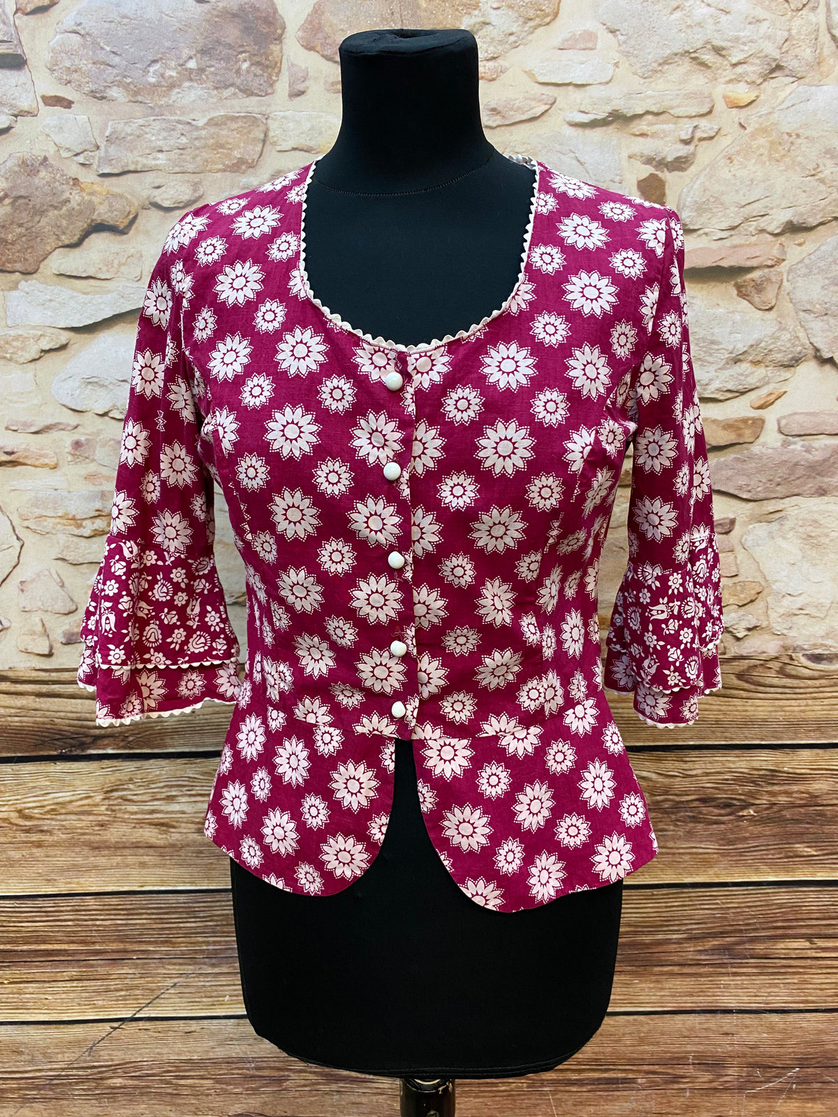 Romantisches Vintage-Kostüm in Blumenmuster, Größe 38