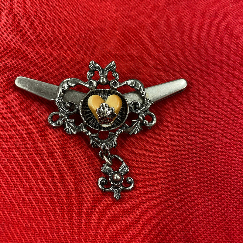 Antike Kragenspange mit Grandln, Trachtenschmuck, Trachtenmode