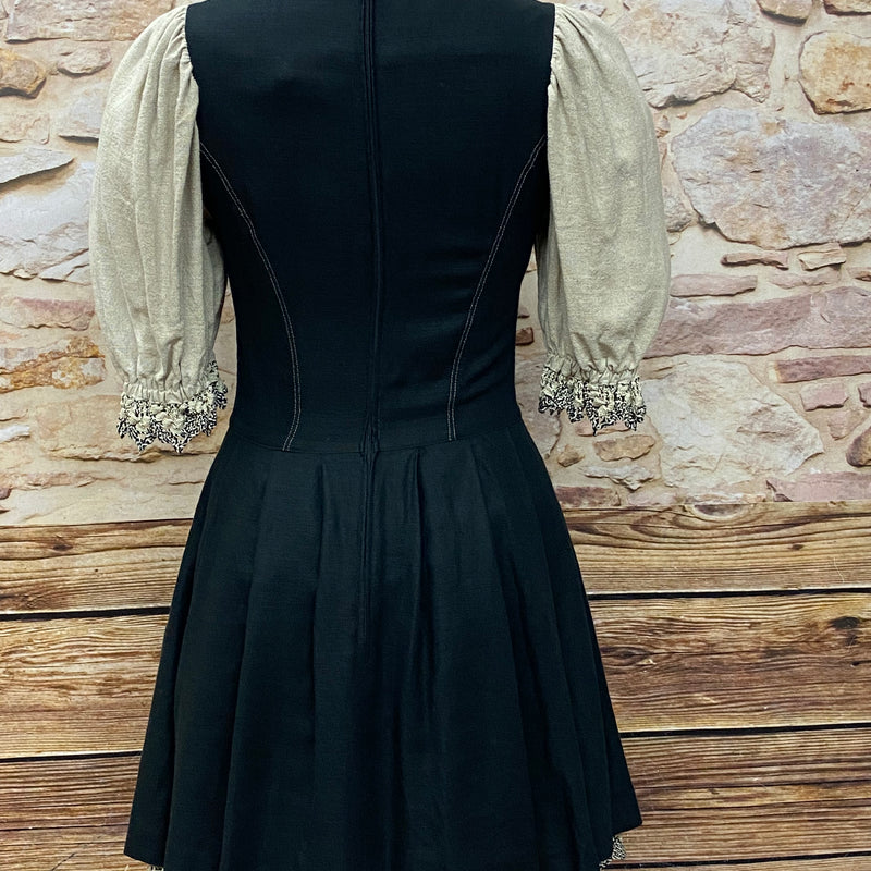 Meico Landhaus Look schwarz/beige fesches Landhauskleid Dirndl Gr.34