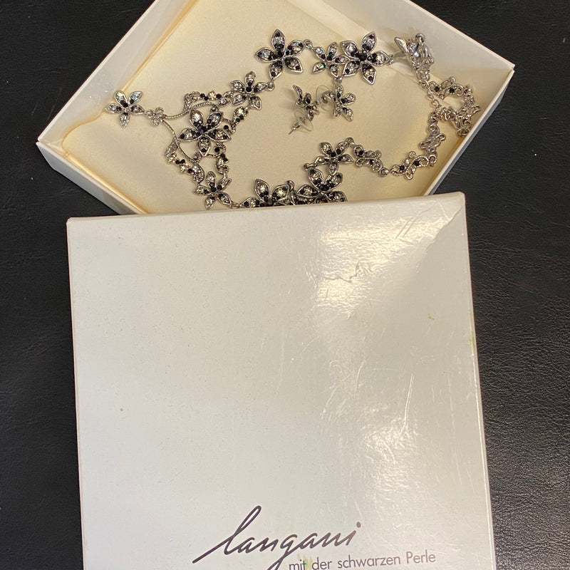 Elegantes Vintage-Collier mit Ohrsteckern von Langani