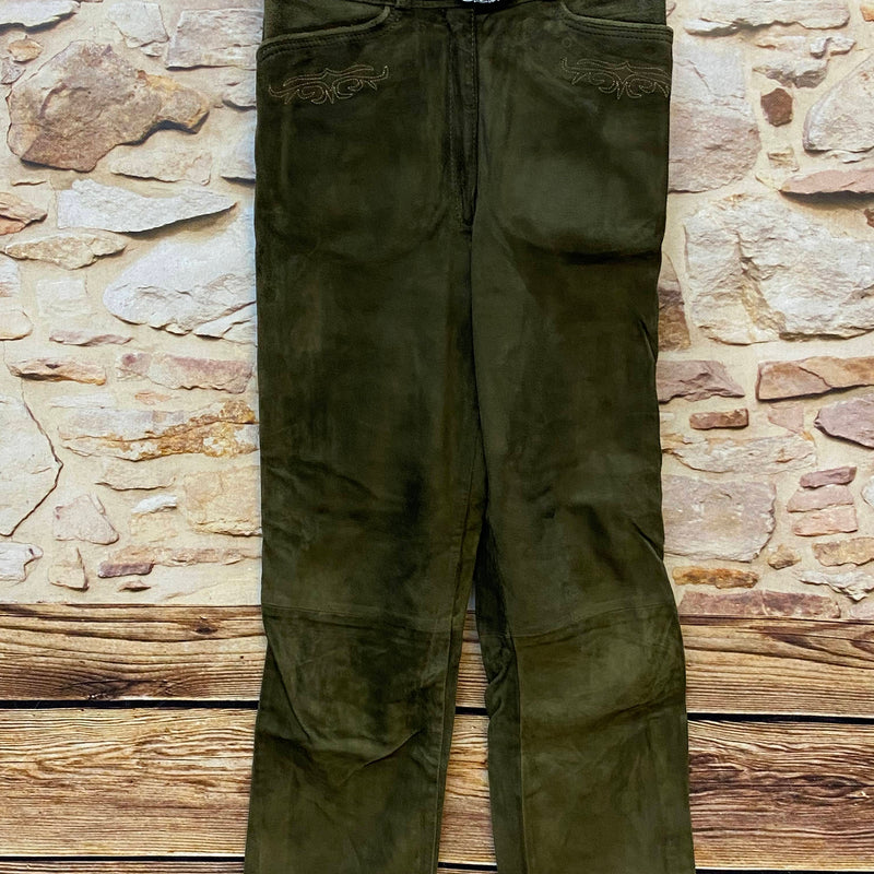 „Lange grüne Damen Lederhose Gr. 36 aus echtem Leder mit dezenter Stickerei und Gürtel“