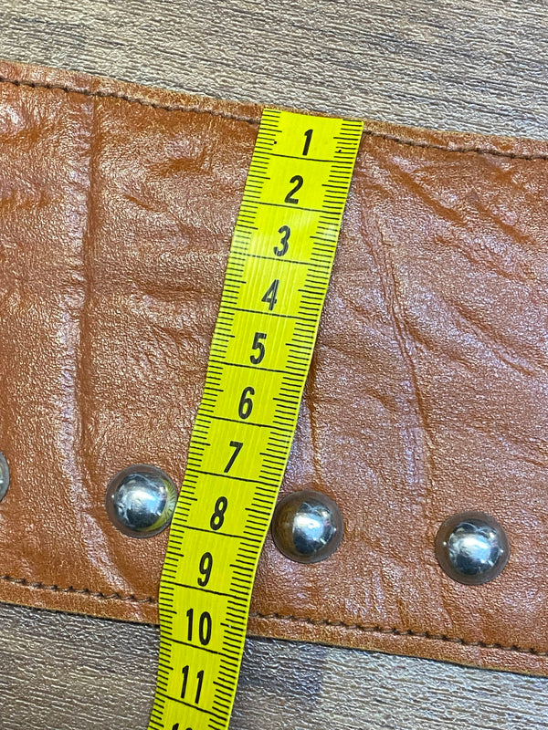 Vintage Leder-Gürtelholster mit Nieten – 70er Jahre Western Biker Style, Ansicht 6